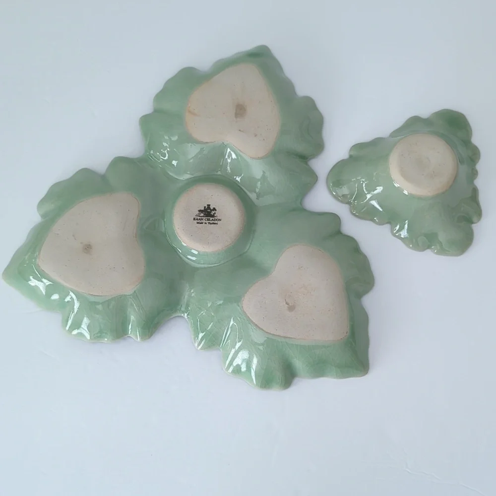 Cabbage Leaf Shape Chip & Dip Server Baan Celedon Thailand Grape Leaf